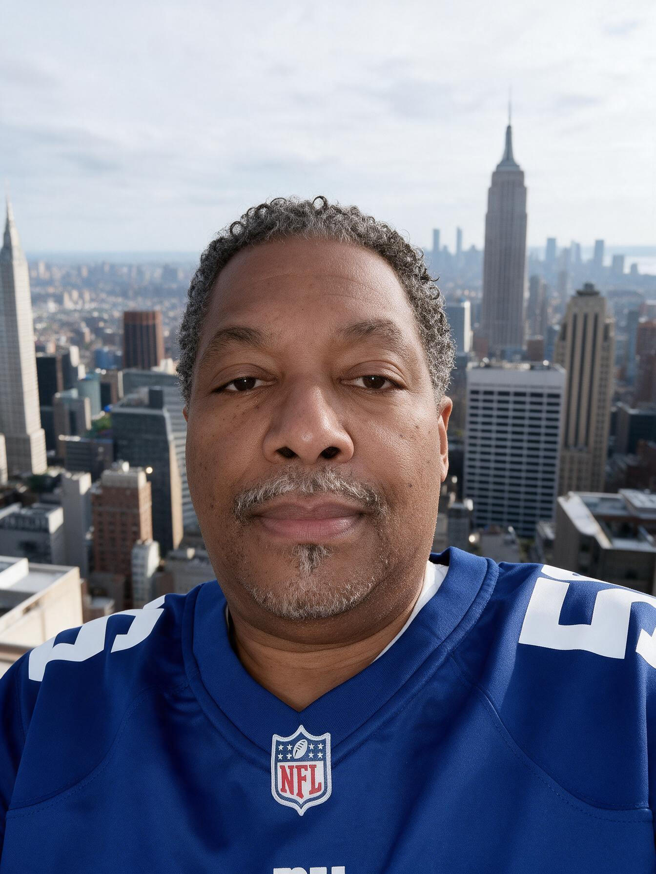 Damon “Damednydc” Cunningham – Podcaster, Interviewer & Brand Strategist | Two Mics Up
